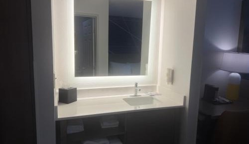 One Room Suite with Two Queen Beds and Sofa - Non Smoking