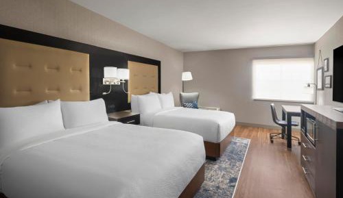 Queen Room with Two Queen Beds