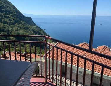 Studio with Sea View