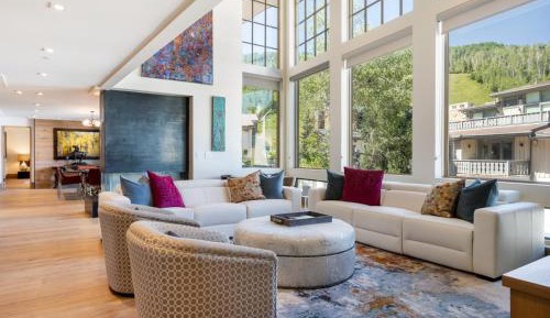 Five-Bedroom Apartment