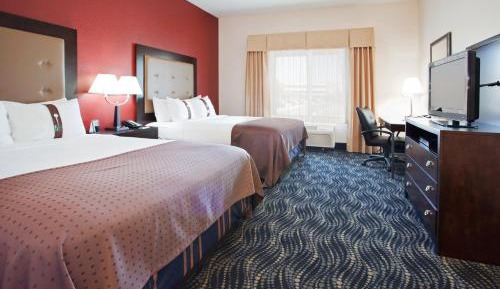 Standard Queen Room with Two Queen Beds