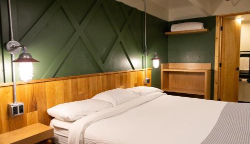 King Room with Private Bathroom