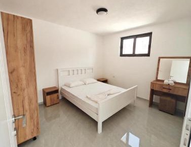 One-Bedroom Apartment with Pool View