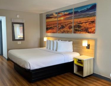 Premier King Room - Non-Smoking