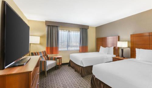 Queen Room with Two Queen Beds