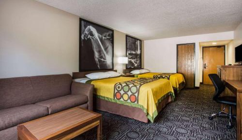 Studio Suite with Two Queen Beds - Non-Smoking