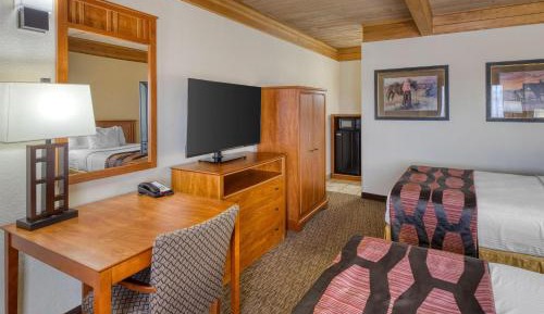 Double Room with Two Double Beds - Non-Smoking