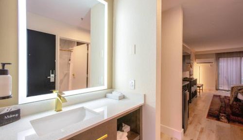 King Suite with Fireplace and Patio