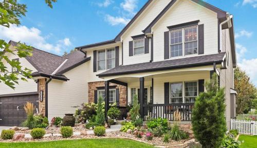Seven-Bedroom House