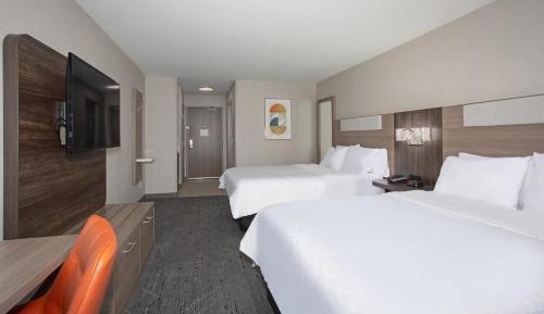 Room with Two Beds - Hearing Accessible - Non-Smoking