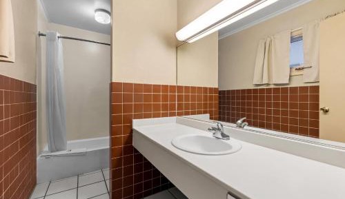 Double Room with Two Double Beds - Non-Smoking