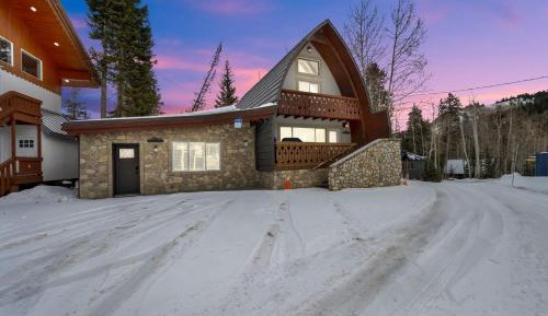 Three-Bedroom Chalet