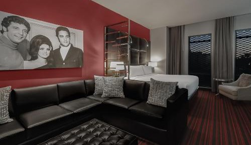 King Suite with Sofa Bed