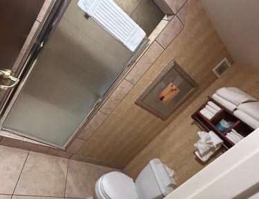 King Suite with Whirlpool - Non-Smoking