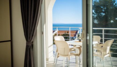 Family Room with Sea View