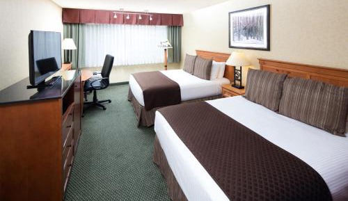 Standard Queen Room with Two Queen Beds