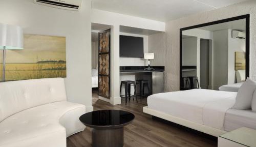 Two-Bedroom Suite with One King and One Queen Bed - Non-Smoking