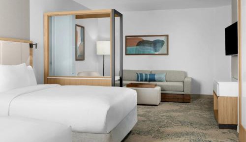 Queen Suite with Two Queen Beds, Roll-In Shower and Trundle Sofa - Mobility Access