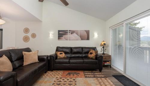 Two-Bedroom Deluxe Apartment