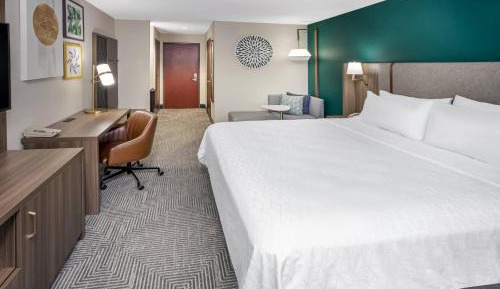 King Room - Hearing Accessible