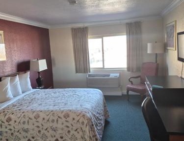 Queen Room - Disability Access