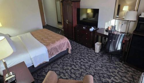 King Room - Accessible/Non-Smoking