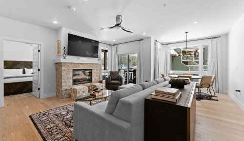 Three-Bedroom Townhouse