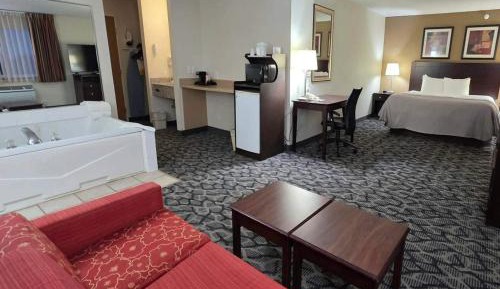 One Room Suite with Whirlpool - Non Smoking