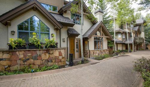 Four-Bedroom Vacation Home
