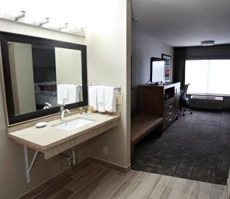 King Room with Bath Tub - Disability Access/Non-Smoking 