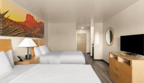 Double Room with Two Double Beds - Non-Smoking