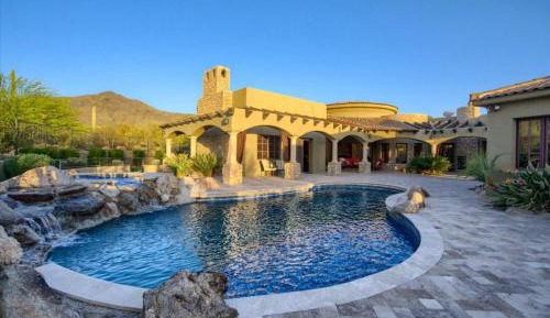 Deluxe Villa