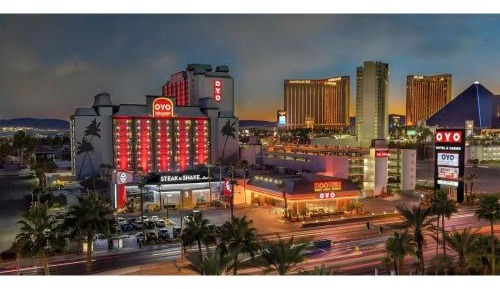 Strip View King-Smoking + FREE $5 in slot play & $10 in table games match play