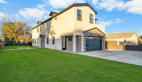 Six-Bedroom House