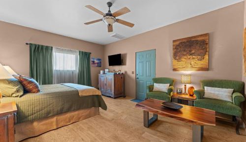 King Room with Mountain View