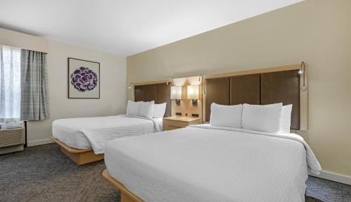 Queen Suite with Two Queen Beds - Disability Access/Non-Smoking