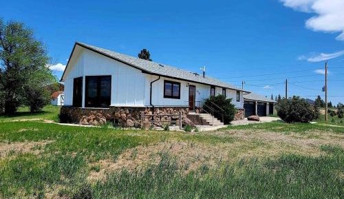 Three-Bedroom Vacation Home 