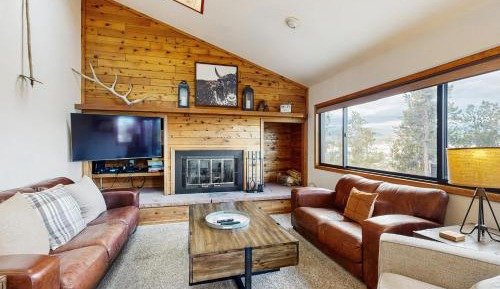 Three-Bedroom Vacation Home 