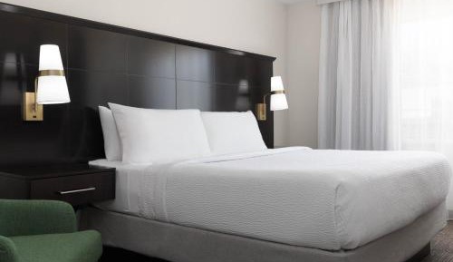 One-Bedroom King Suite with Sofa Bed
