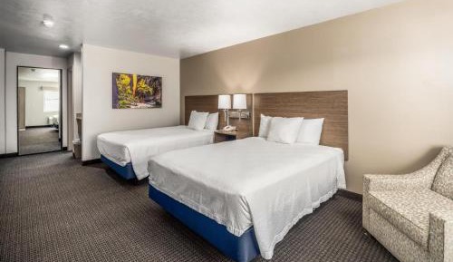 Queen Room with Two Queen Beds with Sofa Bed