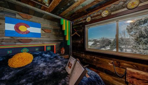 King Room with Mountain View
