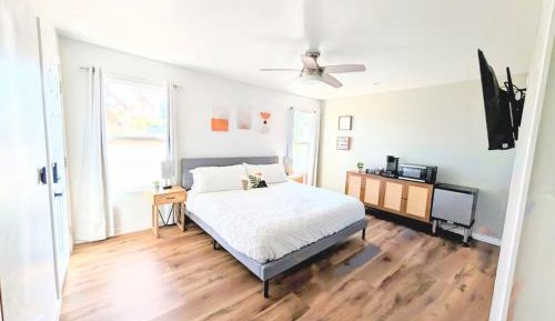Standard King Room