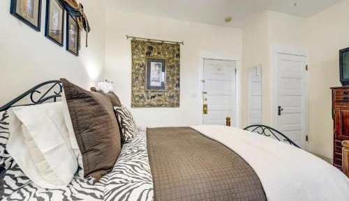 Superior Queen Room
