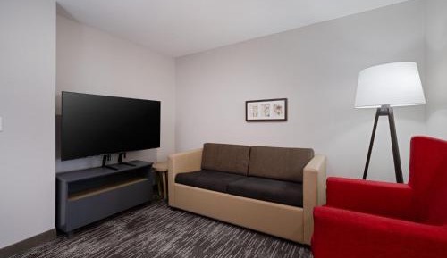One-Bedroom King Suite