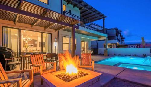 Five-Bedroom Holiday Home