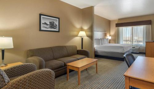 King Suite with Sofa Bed