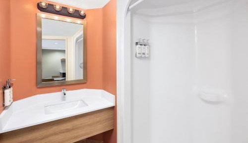King Suite with Balcony