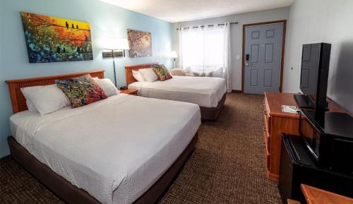 Queen Room with Two Queen Beds - Non-Smoking