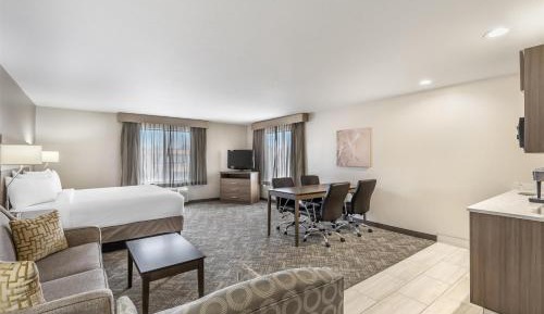 King Suite with Sofa Bed - Non-Smoking