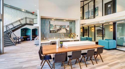 One-Bedroom Standard Apartment